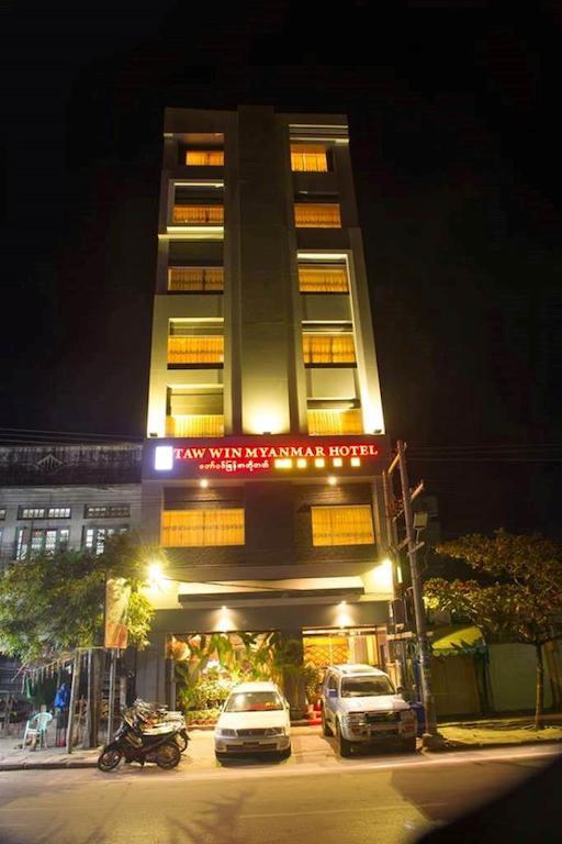 Taw Win Myanmar Hotel Mandalay Exteriör bild